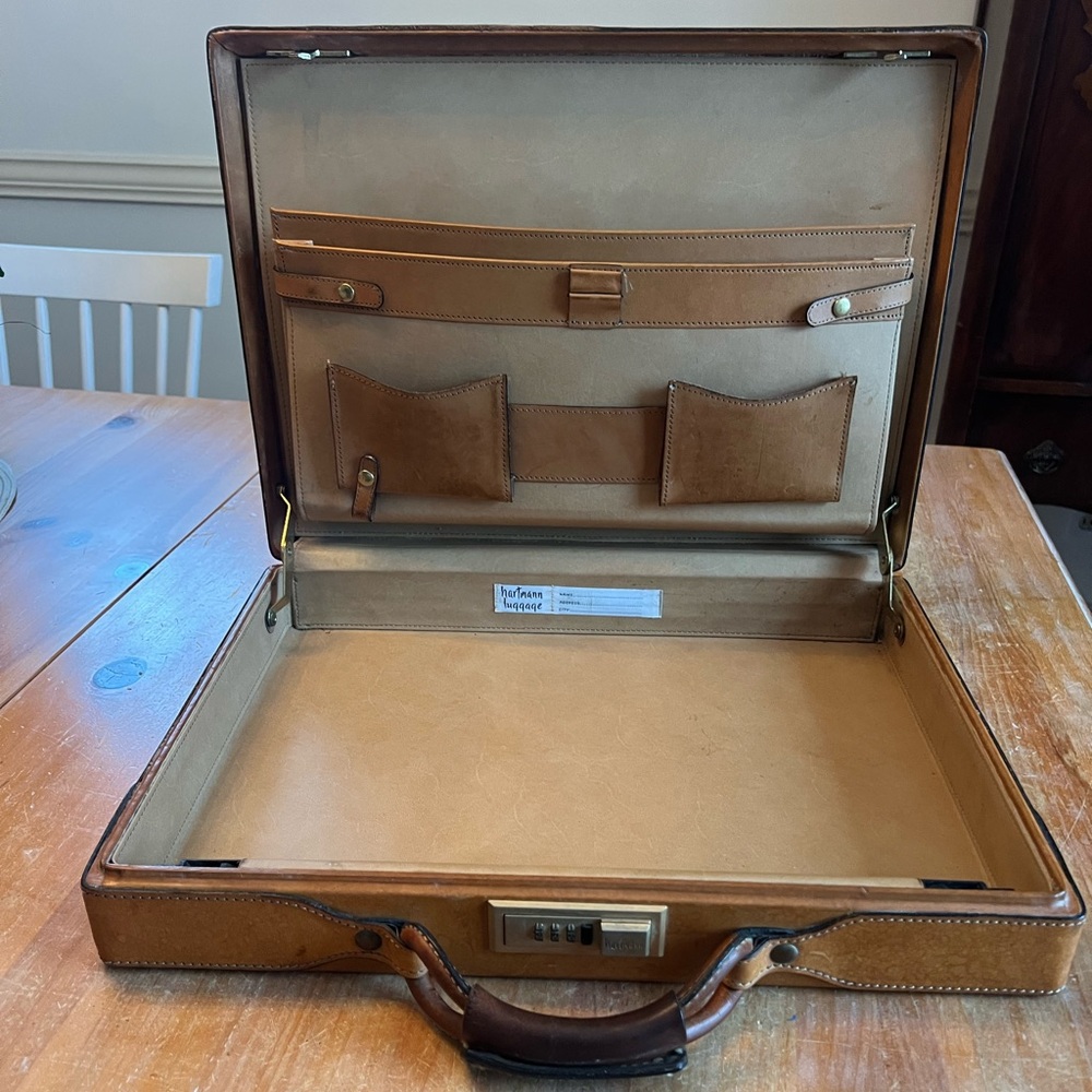 Hartmann Belting Leather Attaché - Picture 3 of 6